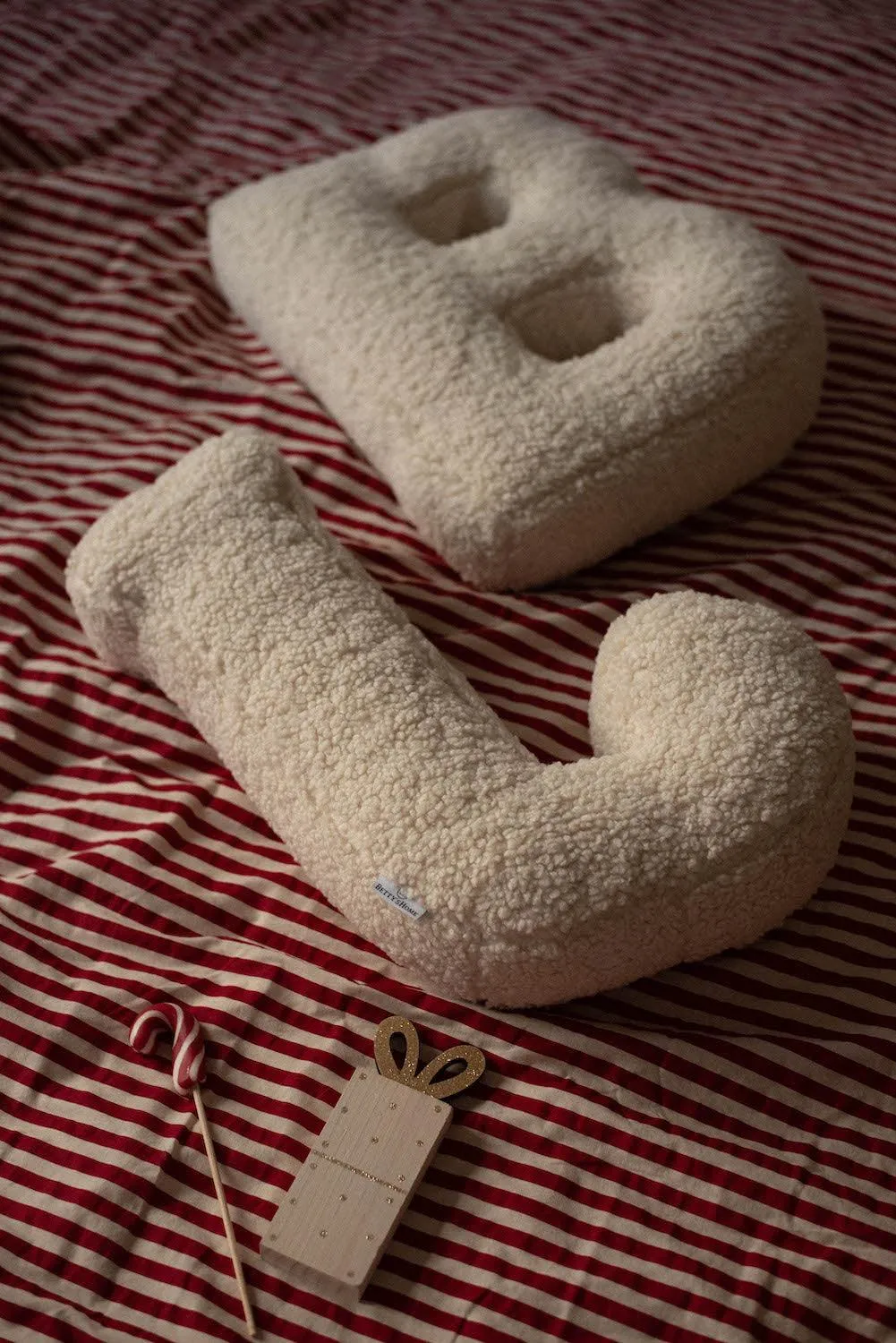 Boucle Letter Cushion Y | Teddy Letter Cushion