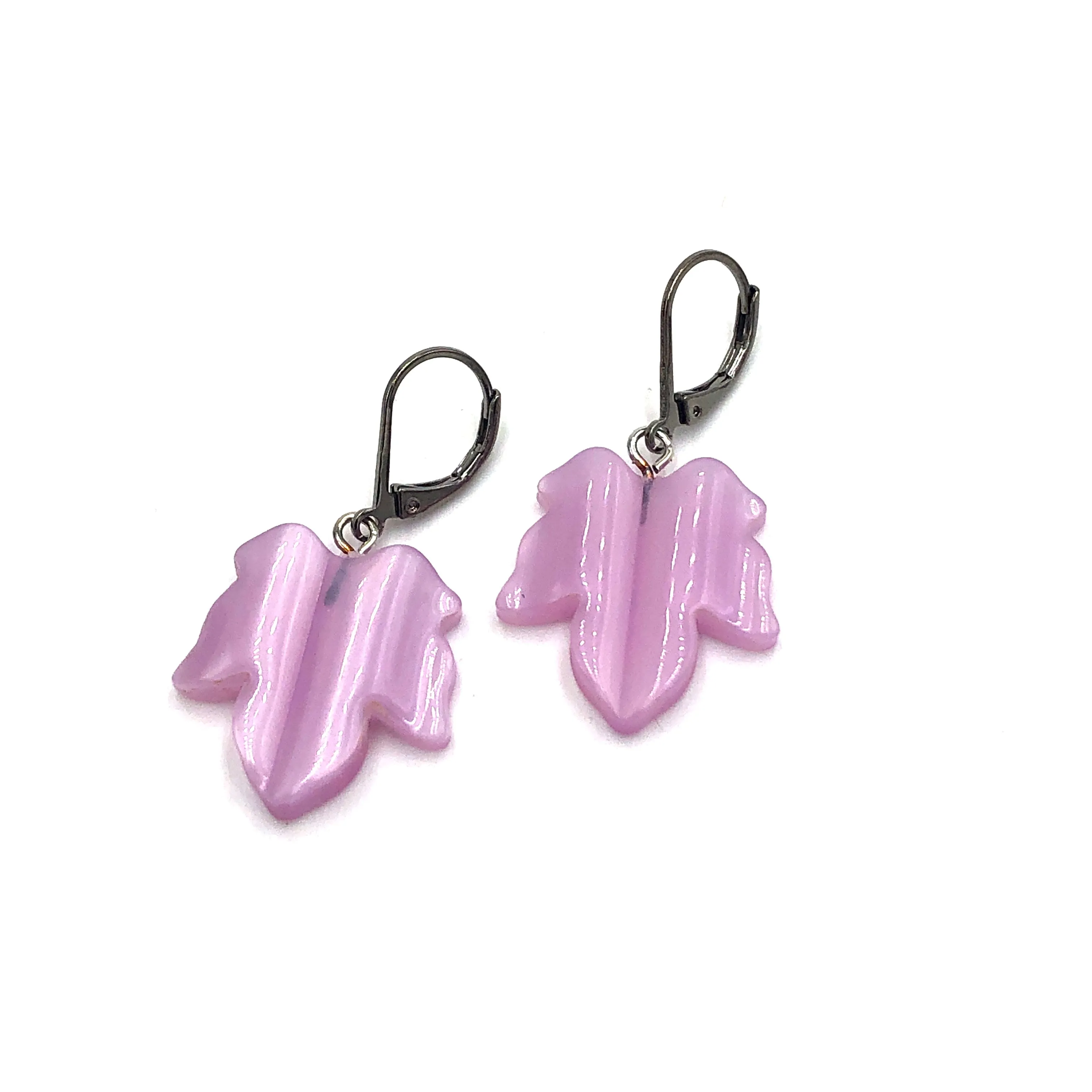 Lilac Carved Maple Leaf Drop Earrings