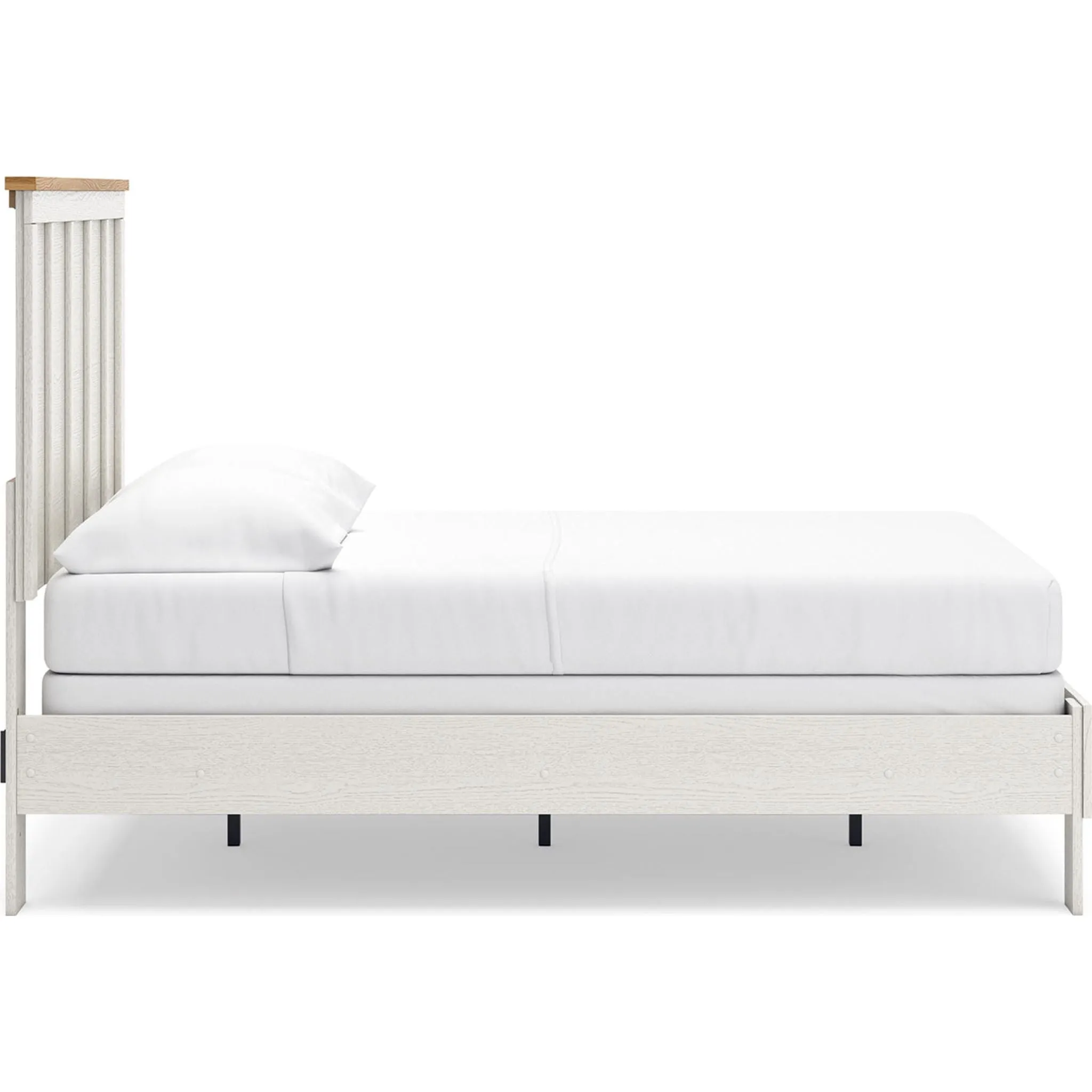 Linnocreek Panel Bed