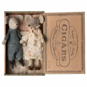 Maileg - Grandma & Grandpa mice in matchbox - pyjamas