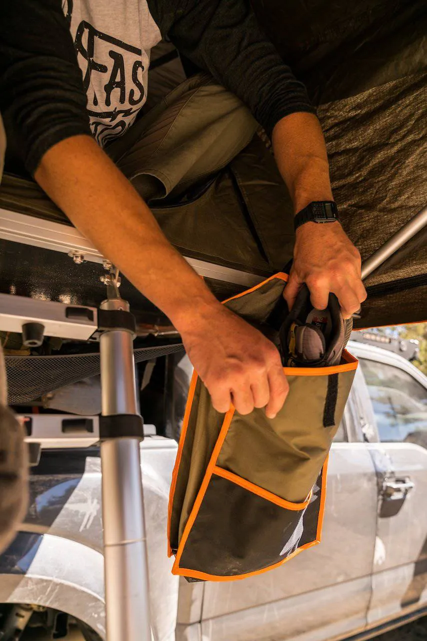 ROAM Adventure Co. Vagabond Rooftop Tent - Forest Green / Hyper Orange