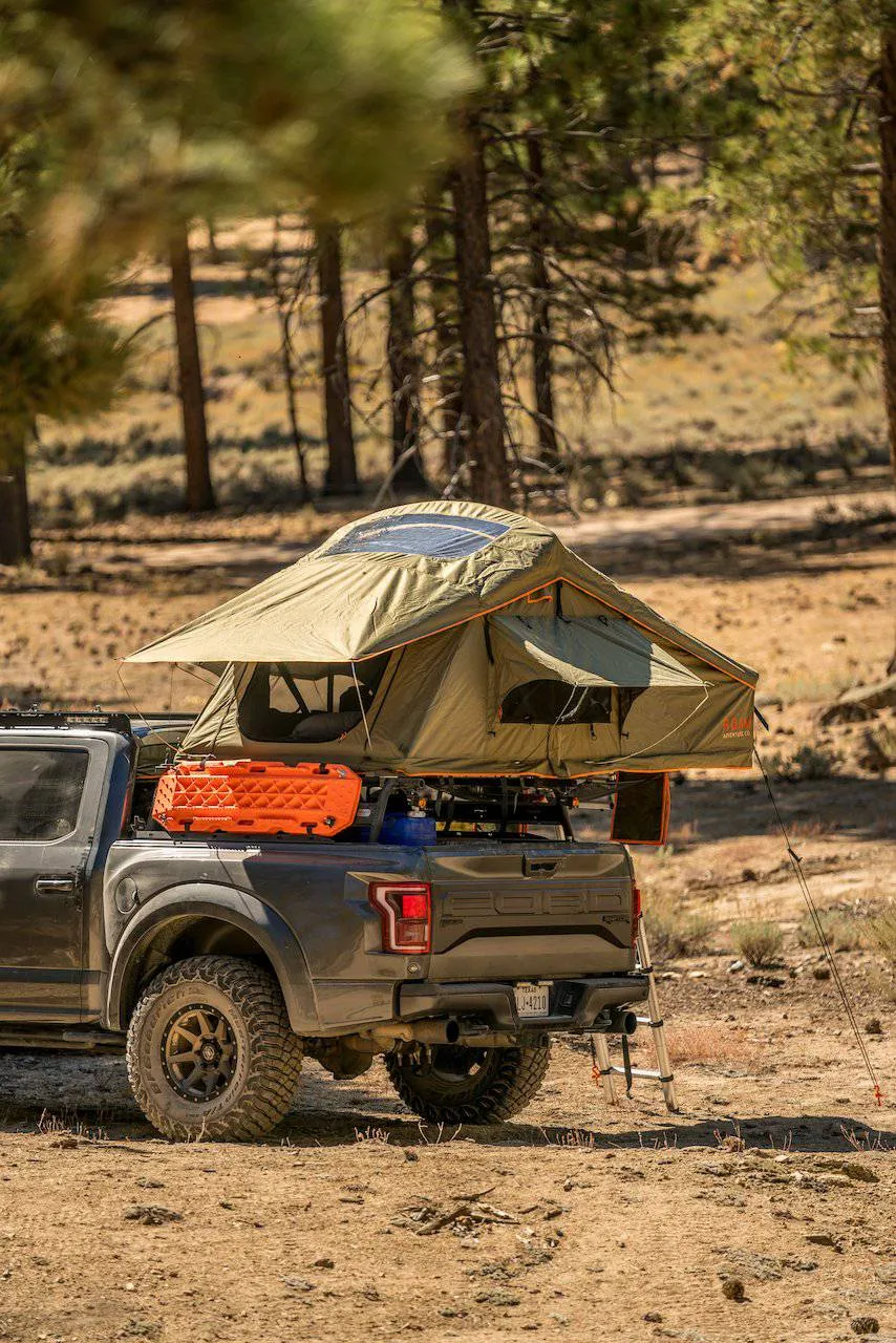 ROAM Adventure Co. Vagabond Rooftop Tent - Forest Green / Hyper Orange