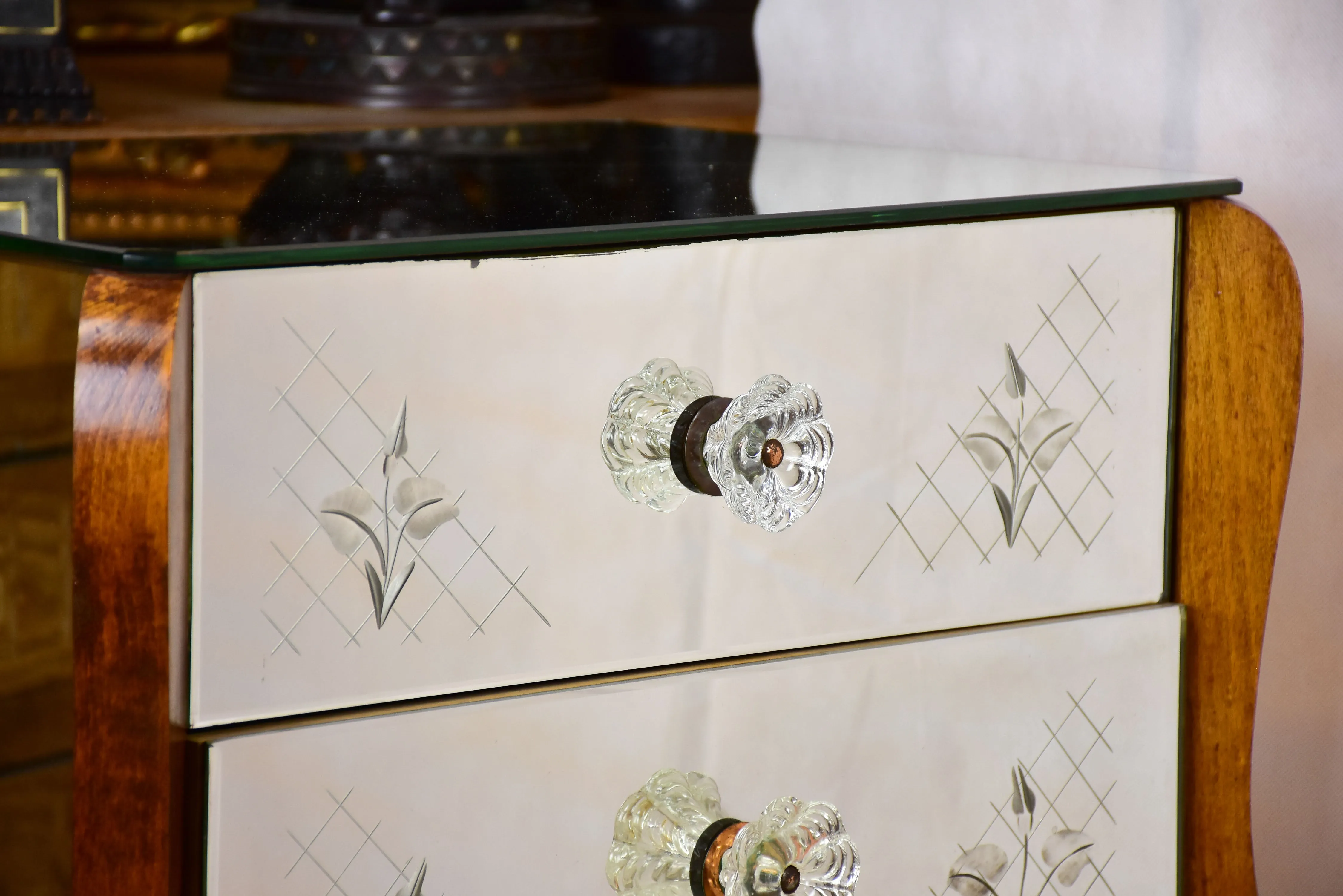 Small vintage mirrored commode