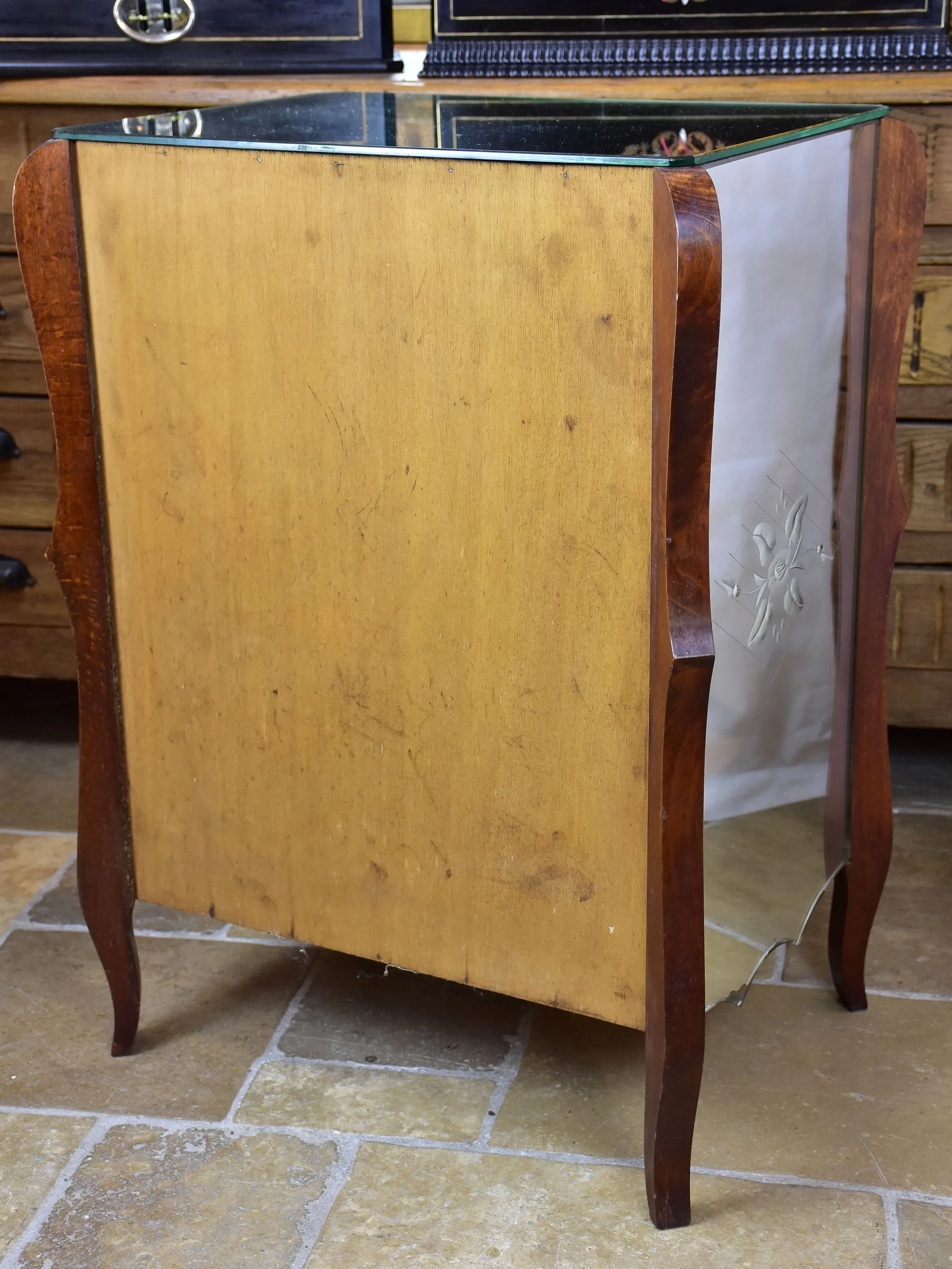 Small vintage mirrored commode